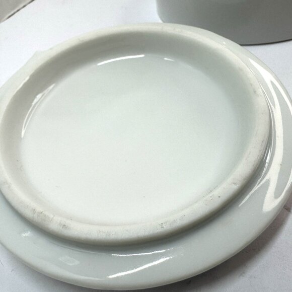 Vintage Christmas Goose Embossed Trinket Box Lidded Jewelry Ring 3.5" Japan - Picture 10 of 10